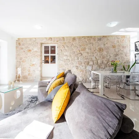 Villa I&m *